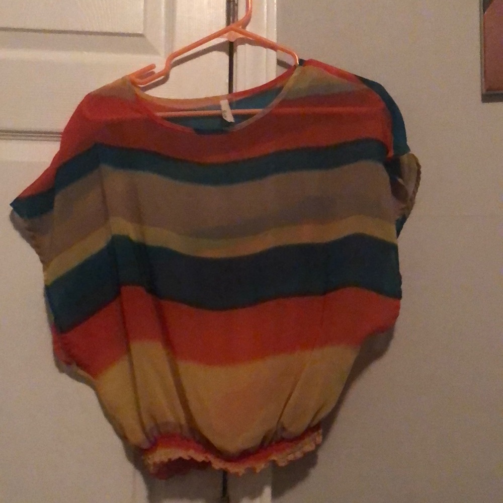 Color:Coral , yellow, teal. Size: small